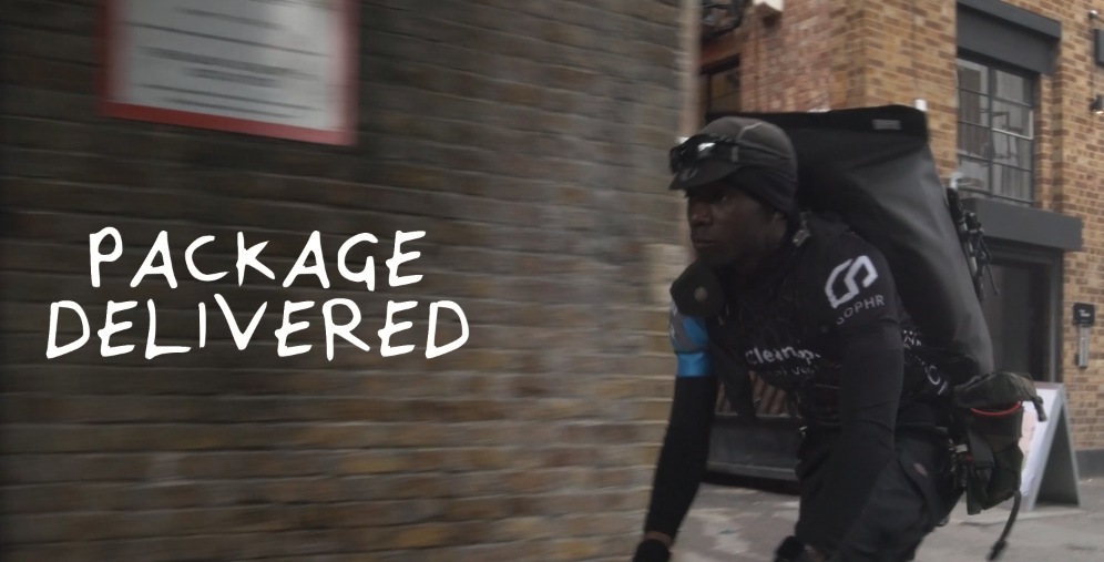 Same day courier for rapid print pro delivering business cards by bike in London